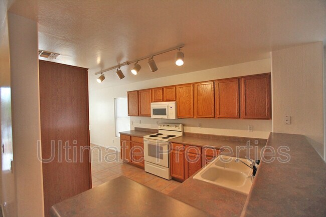Building Photo - 16226 W Banff Ln