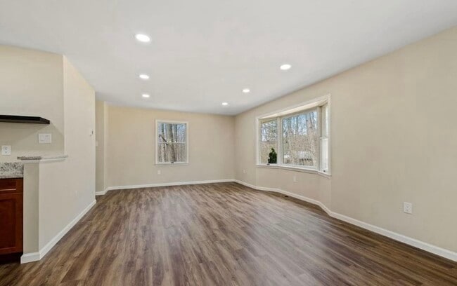 Foto del edificio - 3824 Jim Smith Ln