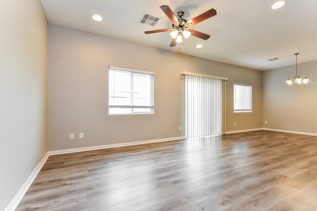 Foto del edificio - 6226 Port Astoria Ct