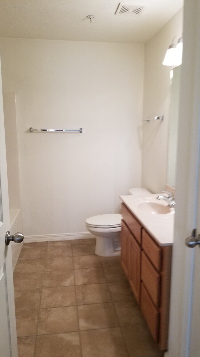 Extra Clean Baths - 134 Vixen Cir