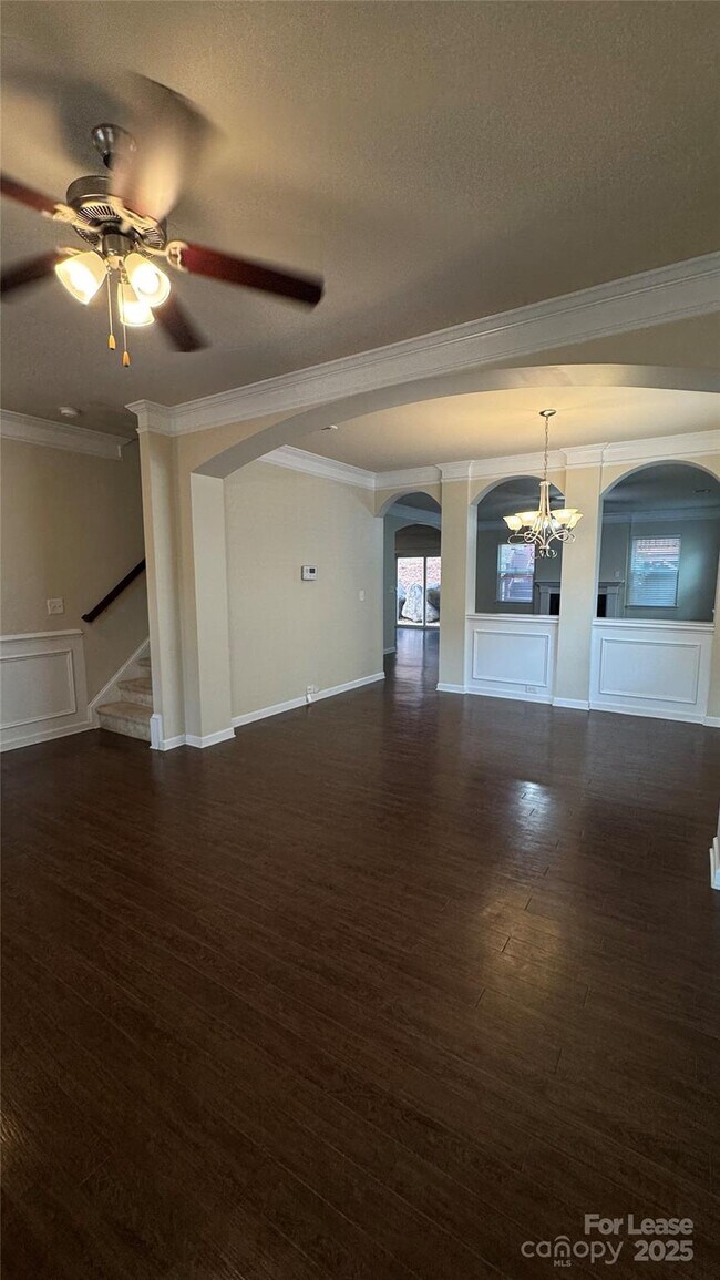 Foto del edificio - 10818 Cove Point Drive