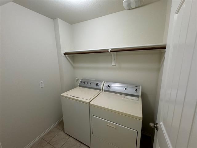Building Photo - 2258 Bryant Ln