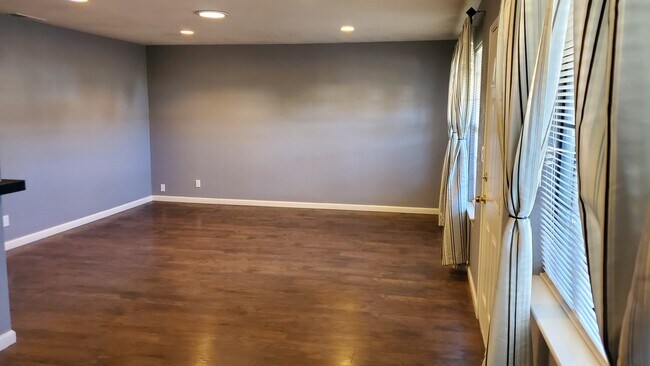 Foto del edificio - 1992 14th St