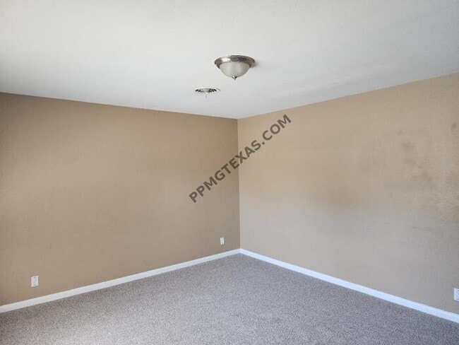 Foto del edificio - 5453 Wayside Ave