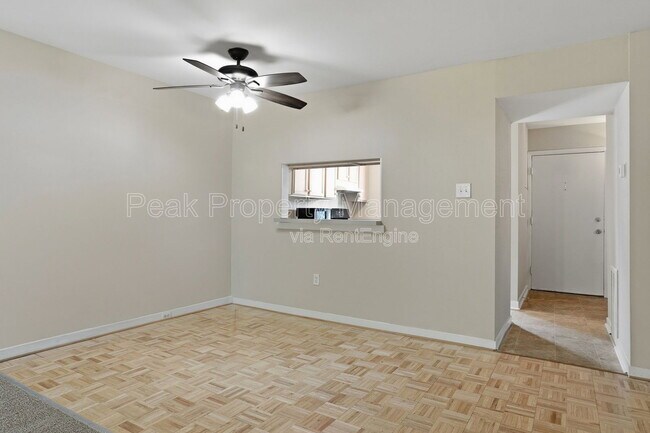 Foto del edificio - 10146 Iron Mill Rd