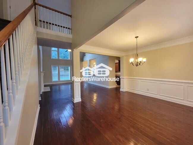 Foto del edificio - 1025 Rowanshyre Cir