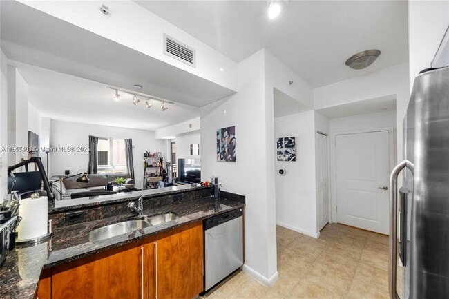 Foto del edificio - 7350 SW 89th St