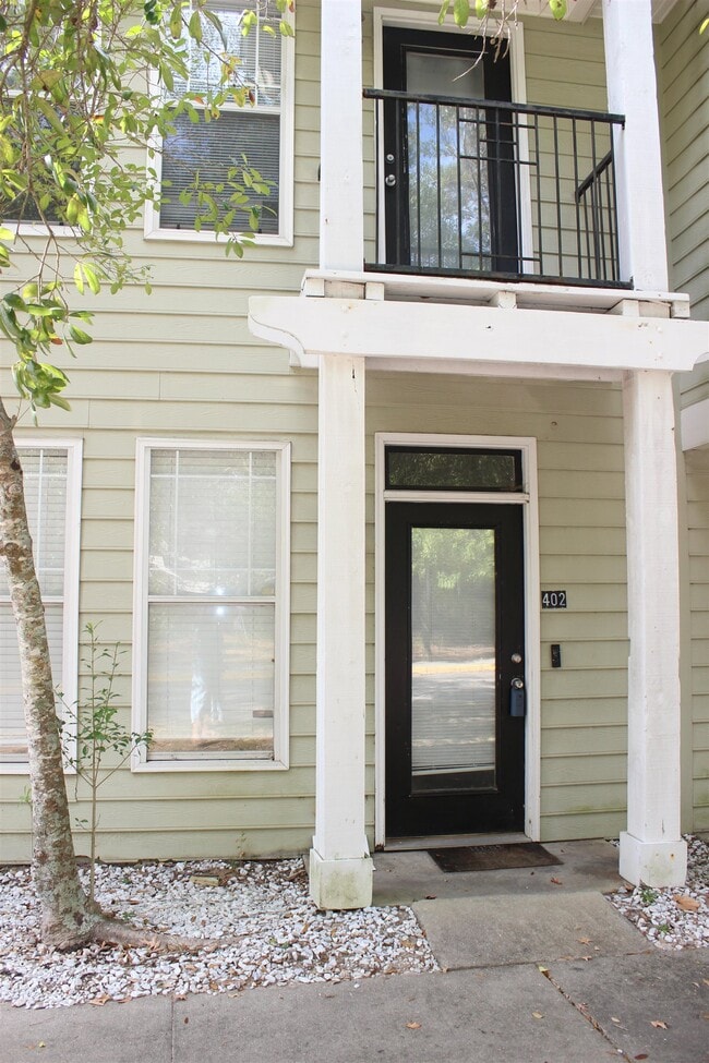 Building Photo - 1417 Pullen Rd