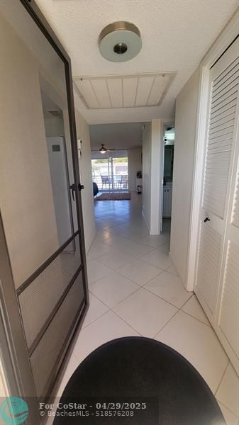 Foto del edificio - 4500 N Federal Hwy