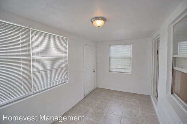 Foto del edificio - 2 br, 1 bath House - 1215 Formosa Avenue
