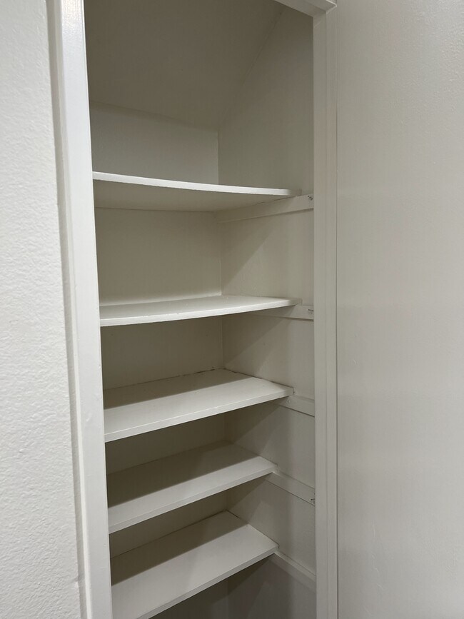 Foto del edificio - 4633 Via Vista Cir