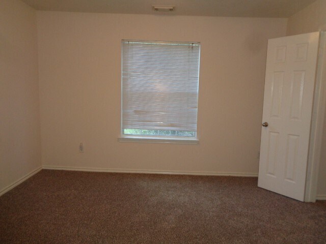Foto del edificio - 17631 Kennesaw Mountain Ln