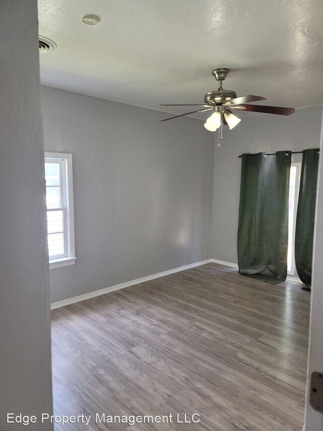 Foto del edificio - 4 br, 1.5 bath House - 5130 Crockett St