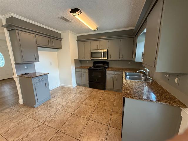 Foto del edificio - 231 Redbud St