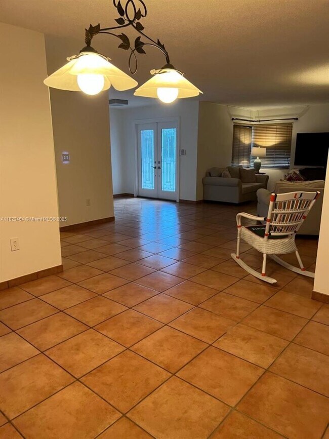 Foto del edificio - 5780 SW 59th Pl