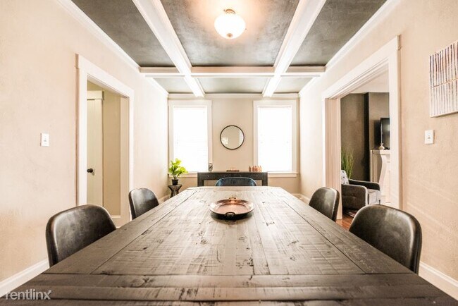 Foto del edificio - 3 br, 3 bath House - 4068 Botanical Ave