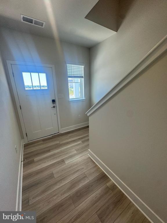 Building Photo - 1684 Lake Placid Dr