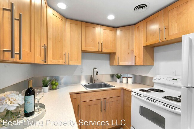 Foto del edificio - 1320 14th Ave S