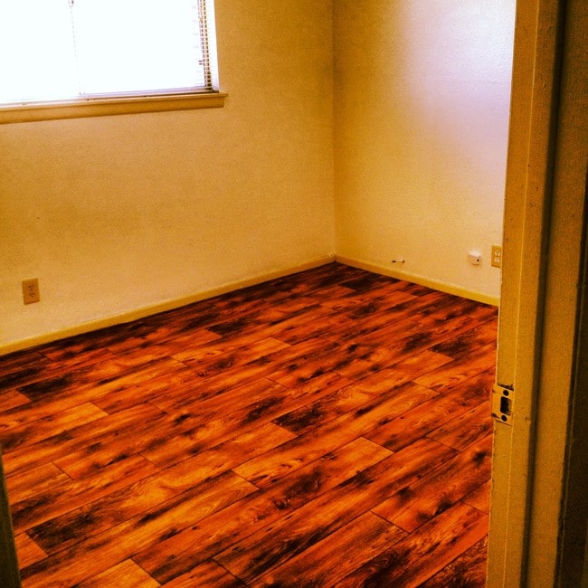 Building Photo - 205 Delamar Loop NW