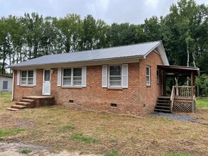 Building Photo - 4430 Sumner Church Rd