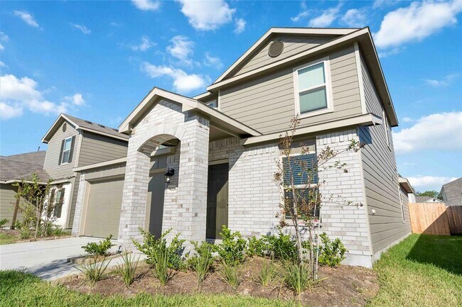 Building Photo - 4226 Stuebner Hl Dr