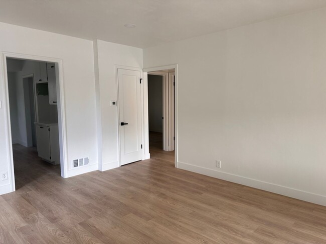 Foto del edificio - 1433 E 2700 S
