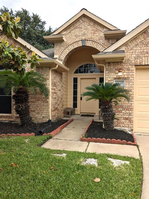 Primary Photo - 8535 Regalbrook Dr