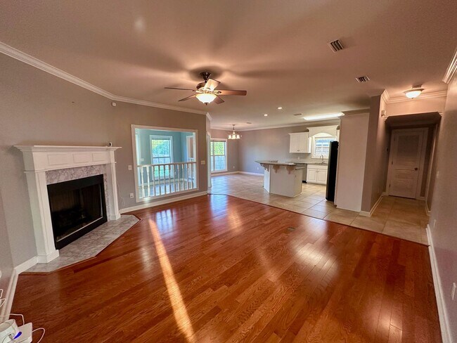 Foto del edificio - Available NOW -104 Planters Court