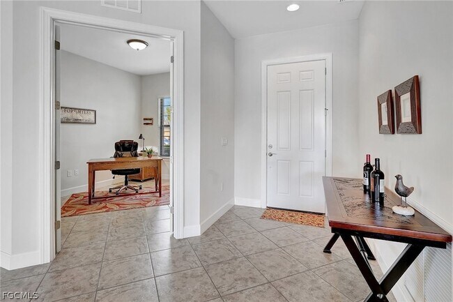 Foto del edificio - 10879 Rutherford Rd