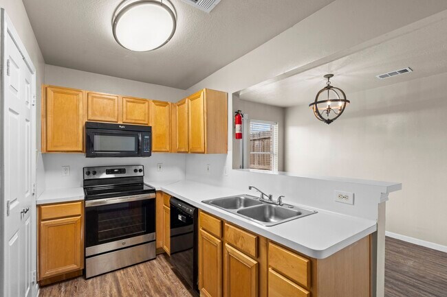 Building Photo - 121 Green Isle Ave