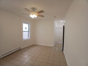 Building Photo - 66 Linden Ave