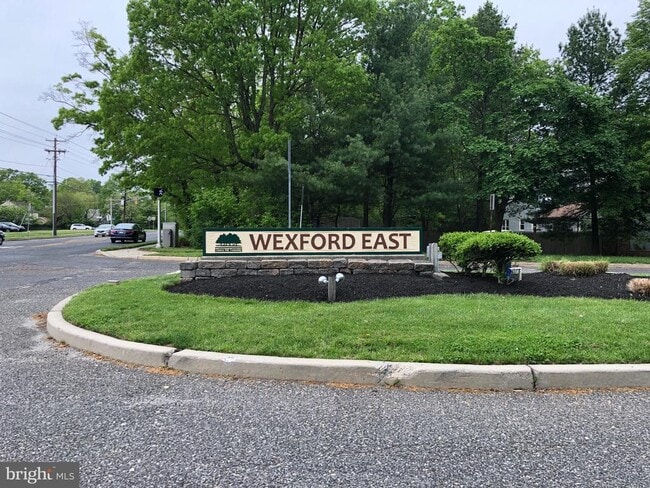 Building Photo - 20 Oakley Dr