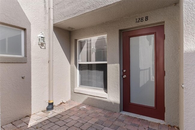 Building Photo - 128 S Bumby Ave
