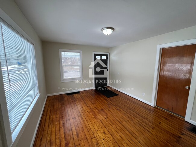 Foto del edificio - 1229 W 13th St