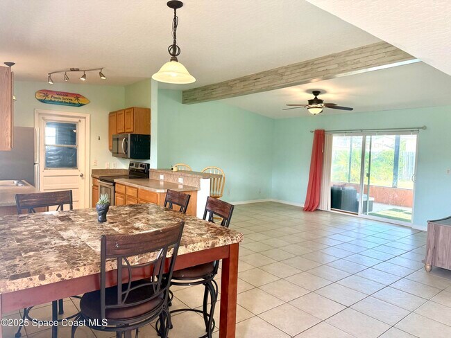 Foto del edificio - 225 Magnolia St