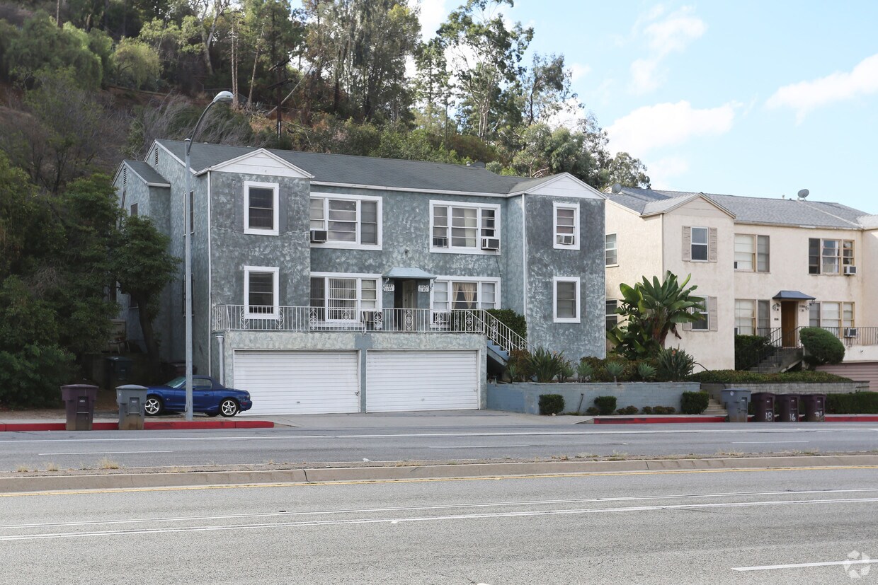 Building Photo - 1142 N Glendale Ave