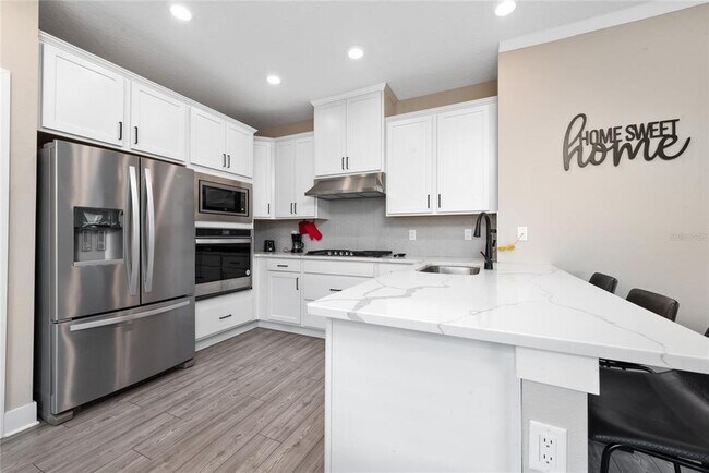 Foto del edificio - 7955 Haverhill Way
