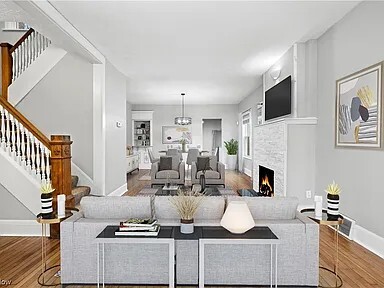 Building Photo - 1773 W 47th St