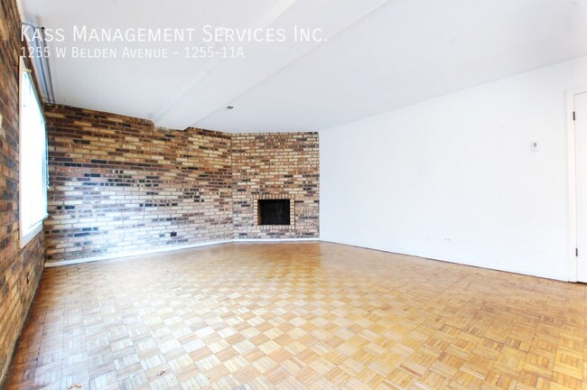 Foto del edificio - 1251 W Belden Ave