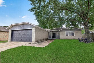 Building Photo - 16838 Markridge Dr