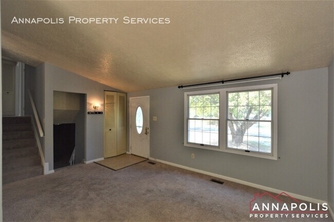 Building Photo - 1657 canonade court