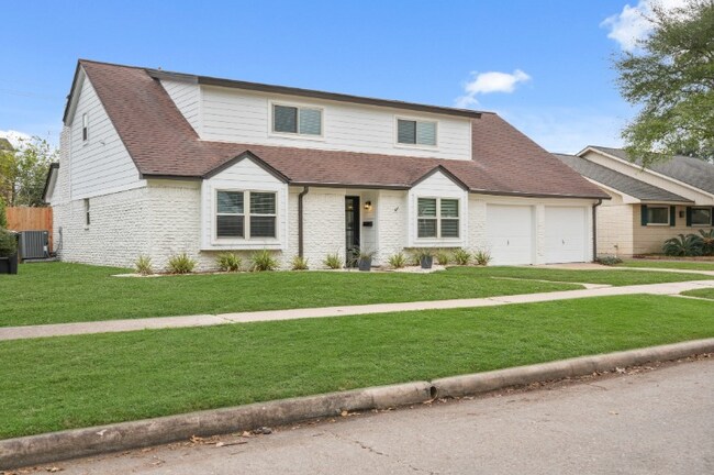 Building Photo - 6010 Rutherglenn Dr