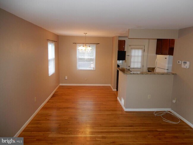 Foto del edificio - 2227 Arlington Terrace