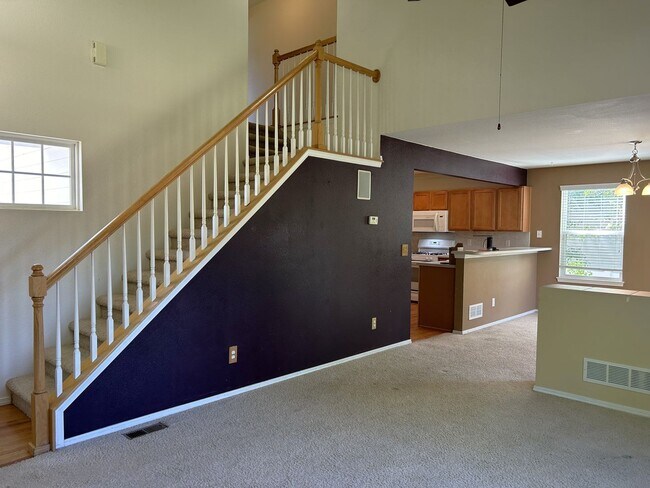 Foto del edificio - Comfortable 3-Bedroom Home with Community Amenities in Fort Collins – Available Now
