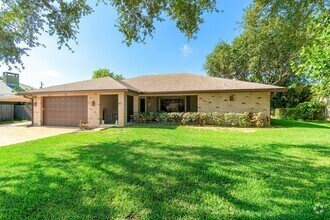 Building Photo - 61 W Rubber Tree Dr