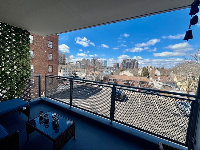 Foto del edificio - 30 Glenbrook Rd