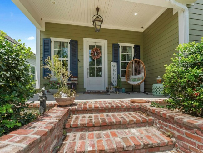 Building Photo - 1307 Americana Blvd