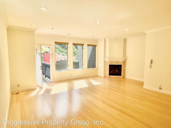 Building Photo - 3 br, 2.5 bath House - 935 Vermont Street