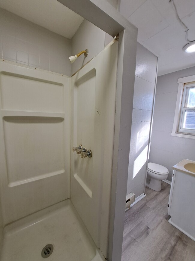 Building Photo - 1156 North Ave