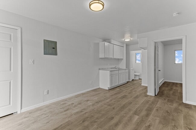 Building Photo - 11411 Wyoming Ave